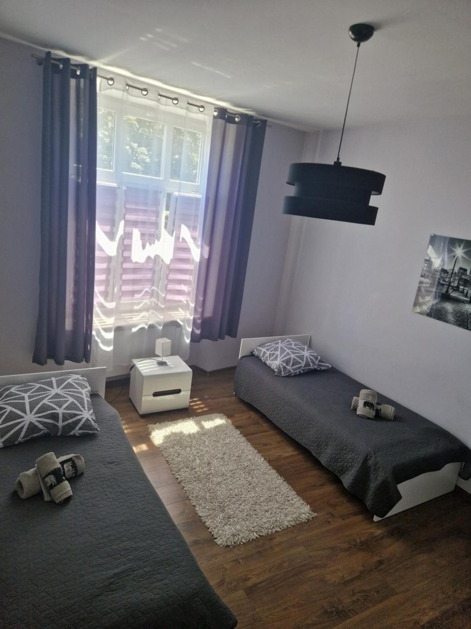 Appartement Apartament Azyl à Przemyśl Extérieur photo